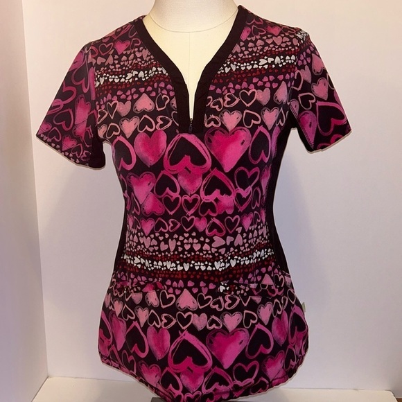 healing hands Tops - Healing Hands Pink & Black  Hearts  Medical Tunic Top Women’s XS